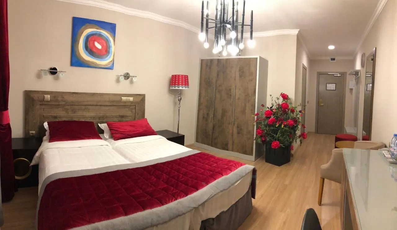 Grace Point Hotel Nur-Sultan
